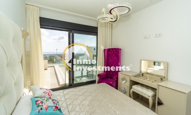 Resale - Villa - San Miguel de Salinas - Las Communicaciones