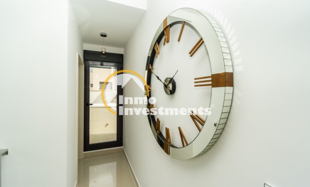 Resale - Villa - San Miguel de Salinas - Las Communicaciones