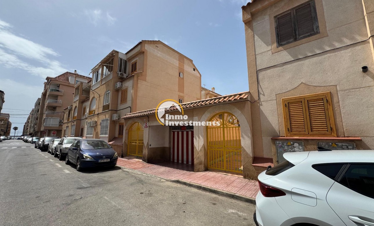 Bestaande bouw - Garaje - Torrevieja - Playa del Acequion