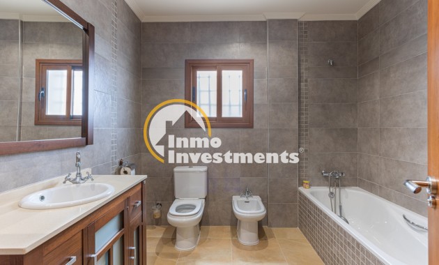 Till salu - Villa - Los Montesinos