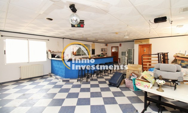 Bestaande bouw - Commercieel - Villamartin