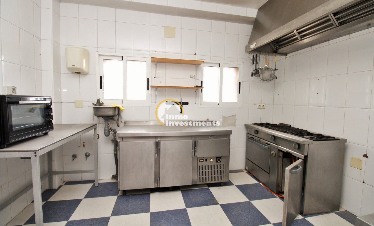 Bestaande bouw - Commercieel - Villamartin