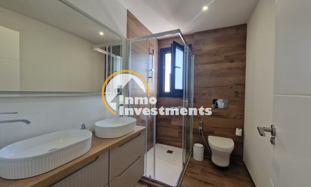 Resale - Villa - Los Balcones