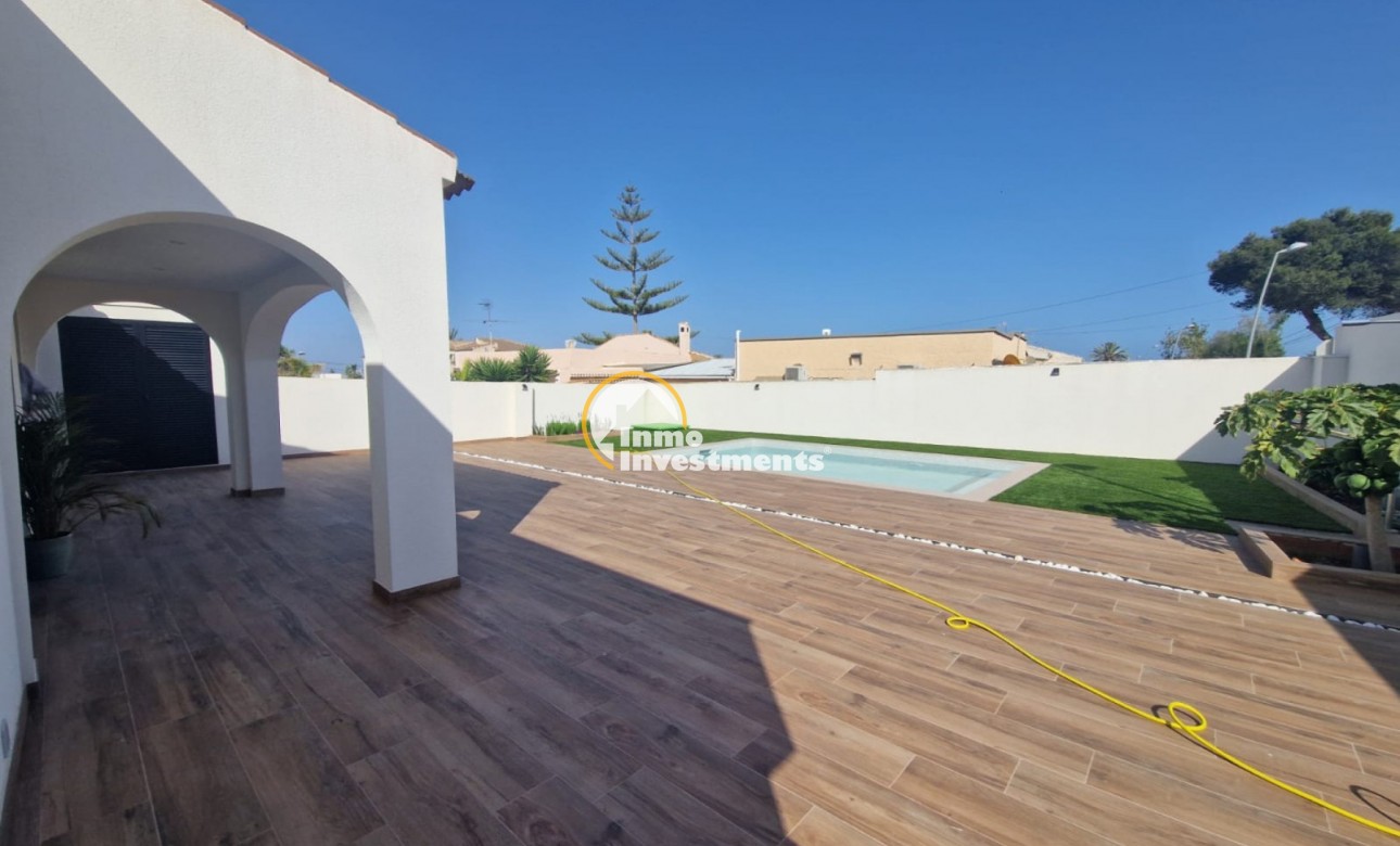 Resale - Villa - Los Balcones