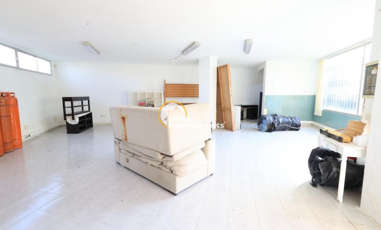 Resale - Commercial - Orihuela Costa - La Zenia