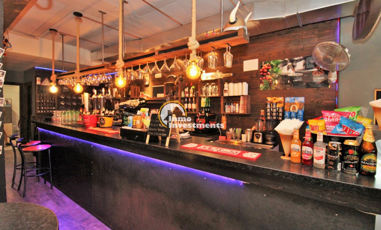 Bestaande bouw - Commercieel - Villamartin