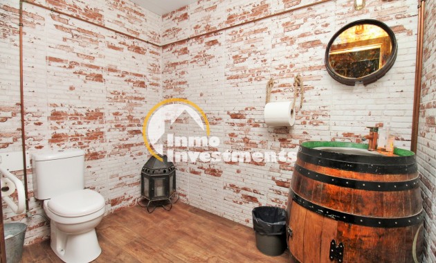 Bestaande bouw - Commercieel - Villamartin