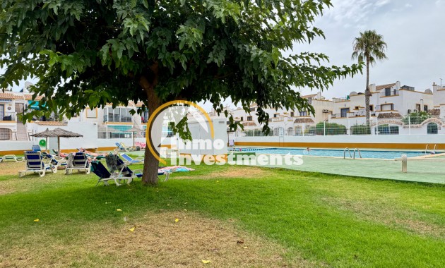 Resale - Town house - Torrevieja
