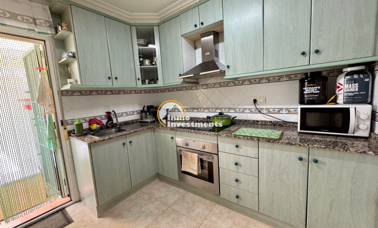 Resale - Town house - Torrevieja