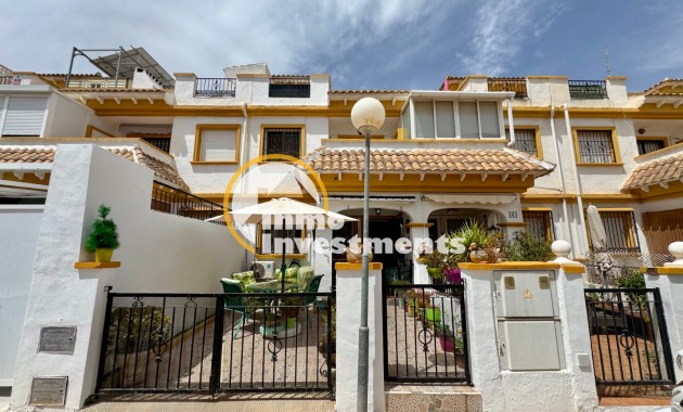 Resale - Town house - Torrevieja
