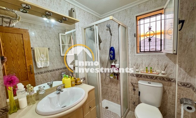 Resale - Town house - Torrevieja