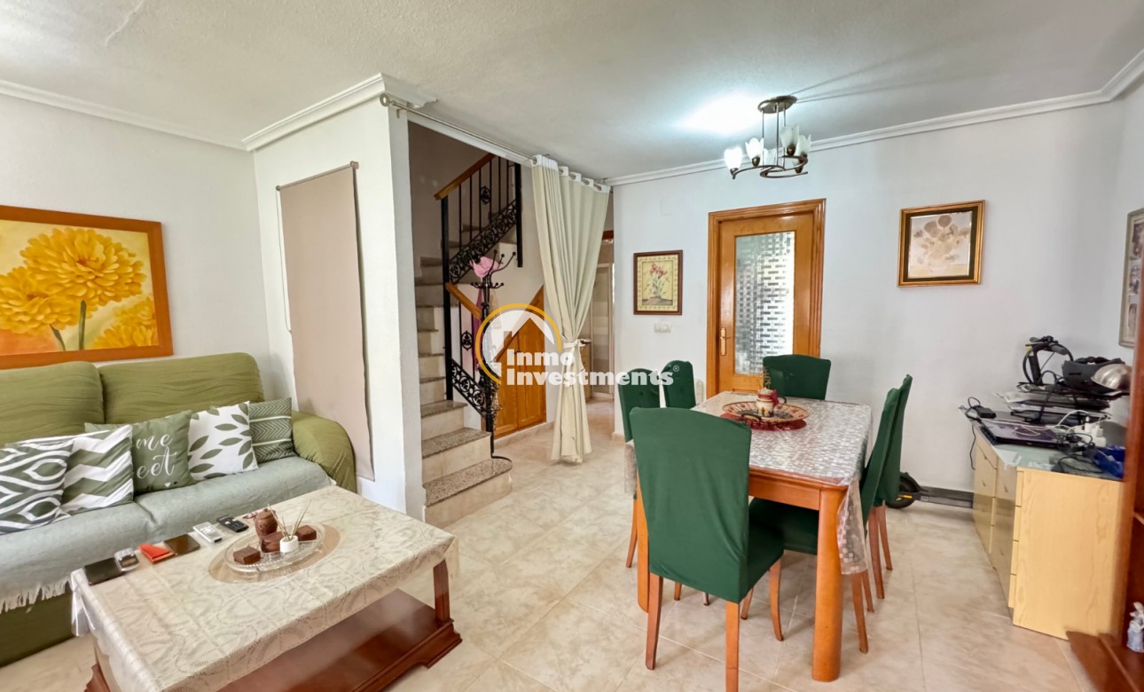 Resale - Town house - Torrevieja