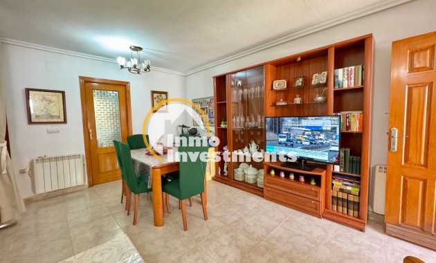 Resale - Town house - Torrevieja