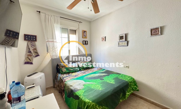 Resale - Town house - Torrevieja