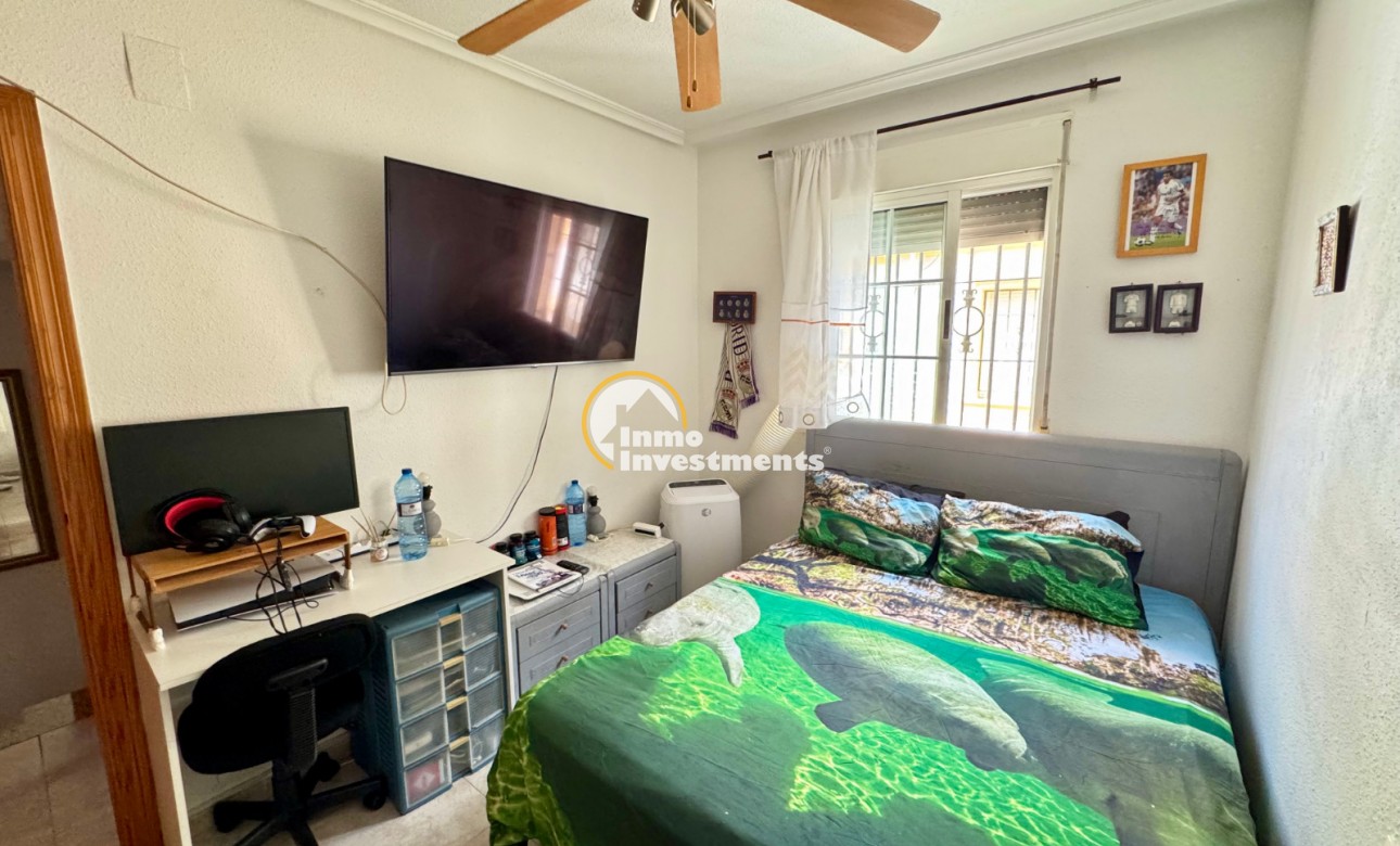 Resale - Town house - Torrevieja