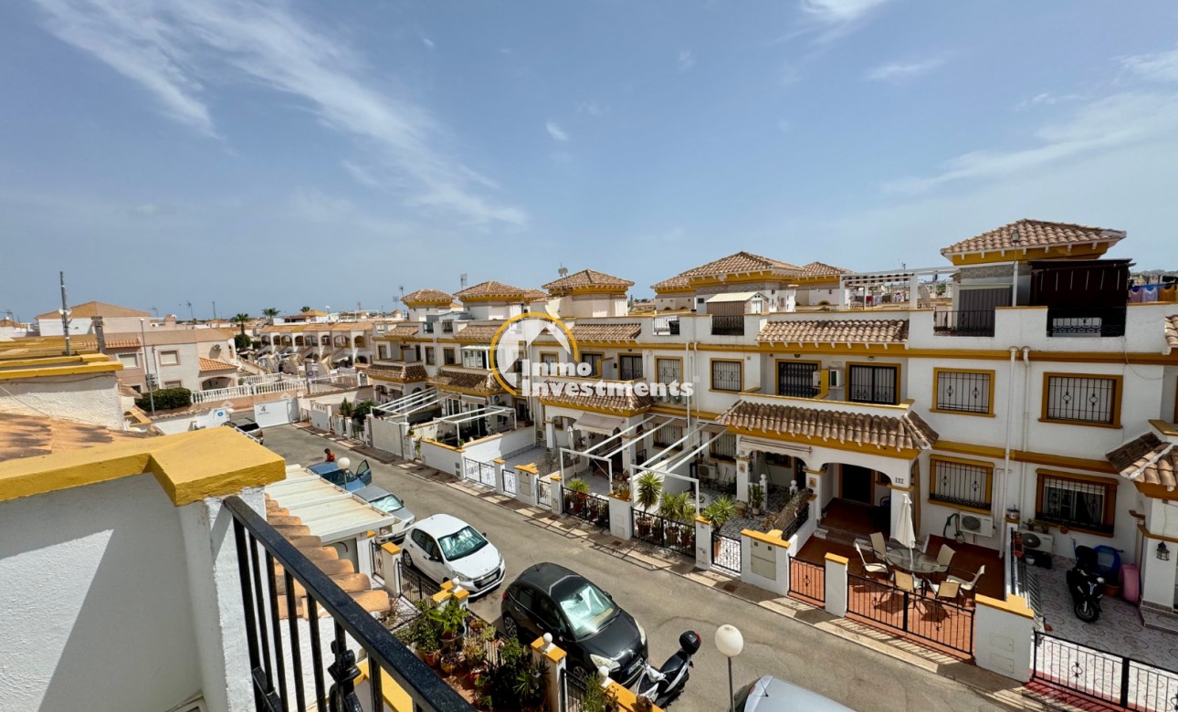 Resale - Town house - Torrevieja