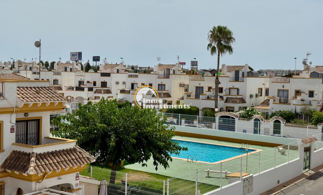 Resale - Town house - Torrevieja