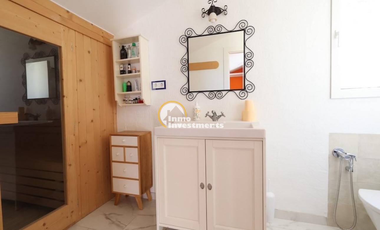 Resale - Villa - Villamartin - Plaza