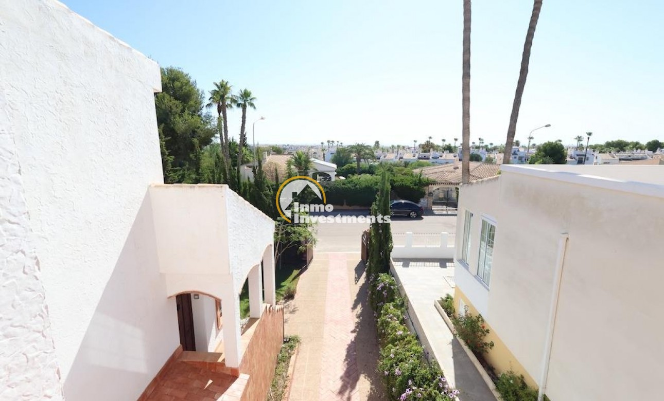 Resale - Villa - Villamartin - Plaza
