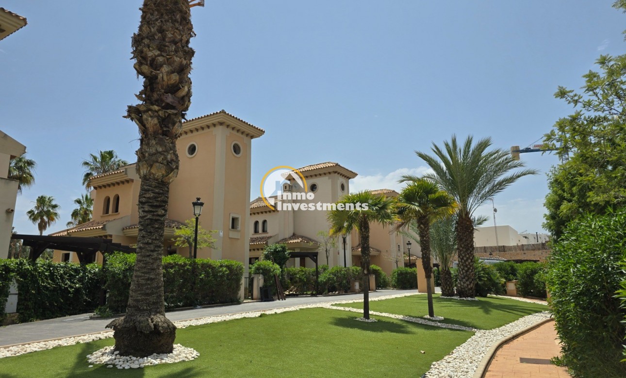 Resale - Semi detached villa - Algorfa - La Finca