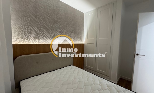 Gebrauchtimmobilien - Apartment - Los Altos