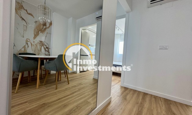 Gebrauchtimmobilien - Apartment - Los Altos