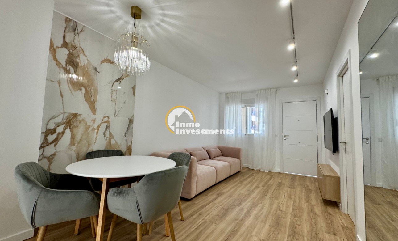 Gebrauchtimmobilien - Apartment - Los Altos