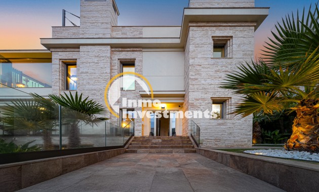 Gebrauchtimmobilien - Villa - La Zenia - Strandseite