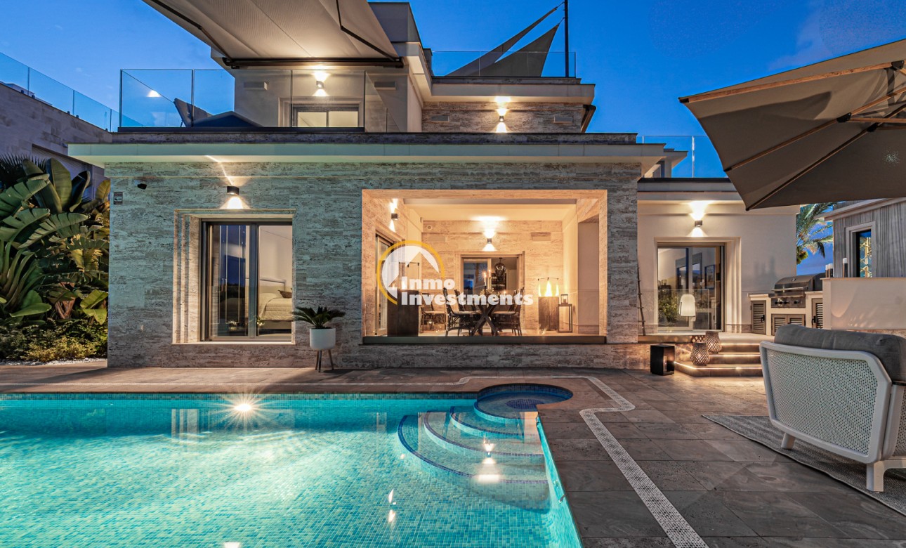 Gebrauchtimmobilien - Villa - La Zenia - Strandseite