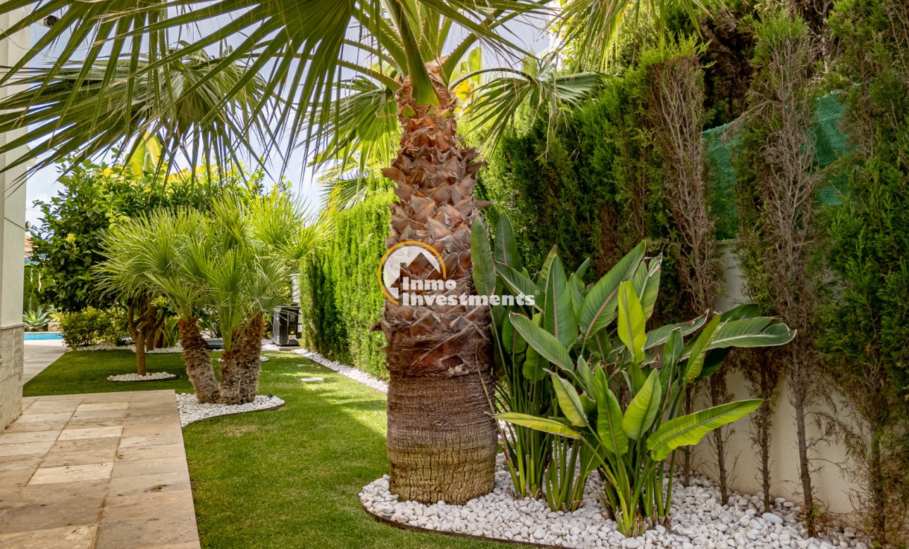 Gebrauchtimmobilien - Villa - La Zenia - Strandseite