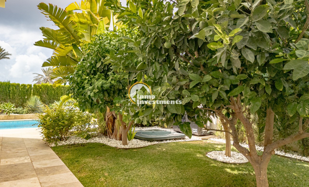 Gebrauchtimmobilien - Villa - La Zenia - Strandseite