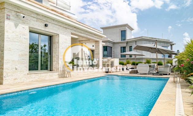 Gebrauchtimmobilien - Villa - La Zenia - Strandseite