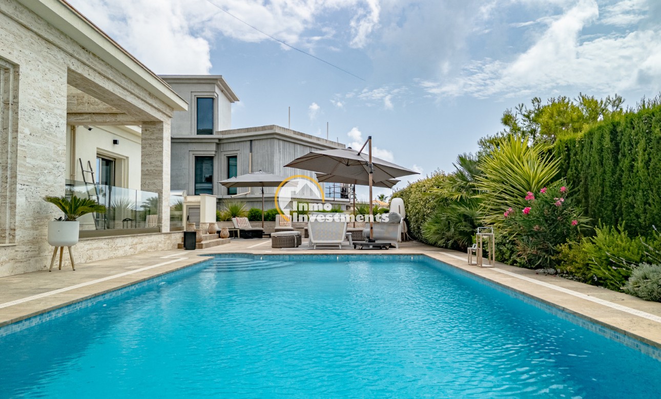 Gebrauchtimmobilien - Villa - La Zenia - Strandseite