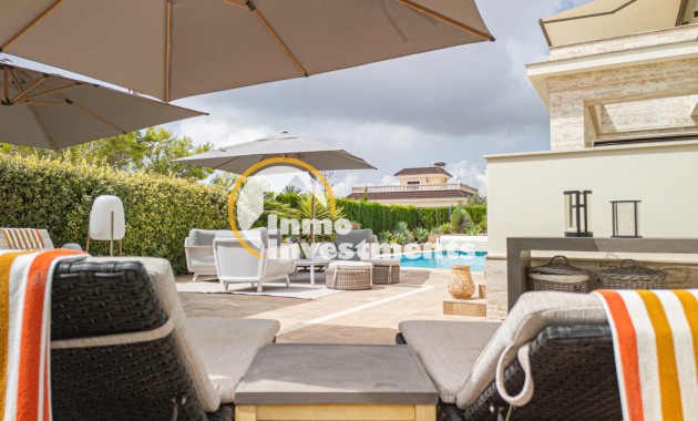 Gebrauchtimmobilien - Villa - La Zenia - Strandseite