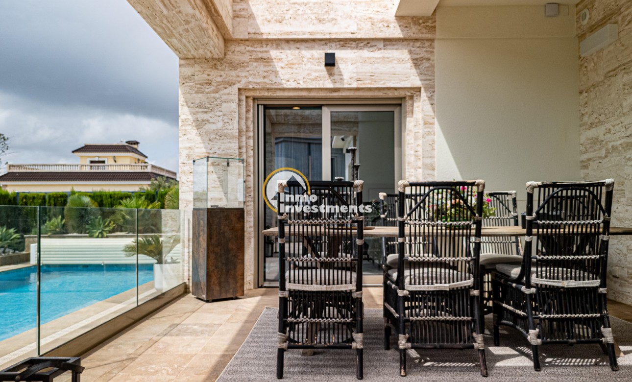 Gebrauchtimmobilien - Villa - La Zenia - Strandseite