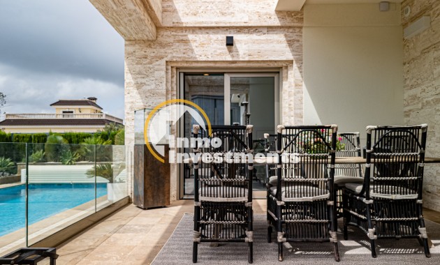 Gebrauchtimmobilien - Villa - La Zenia - Strandseite