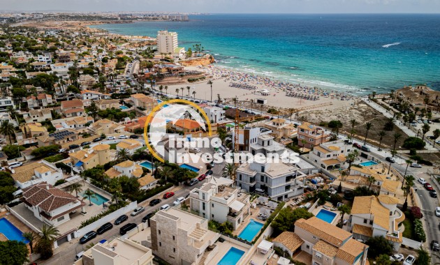 Gebrauchtimmobilien - Villa - La Zenia - Strandseite