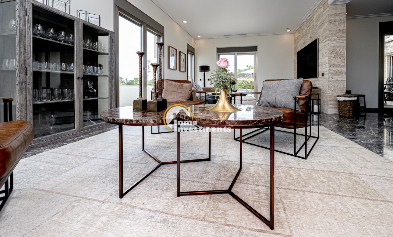 Gebrauchtimmobilien - Villa - La Zenia - Strandseite