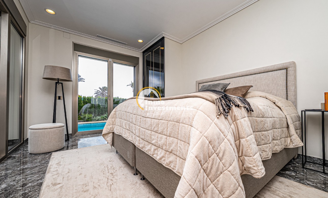 Gebrauchtimmobilien - Villa - La Zenia - Strandseite