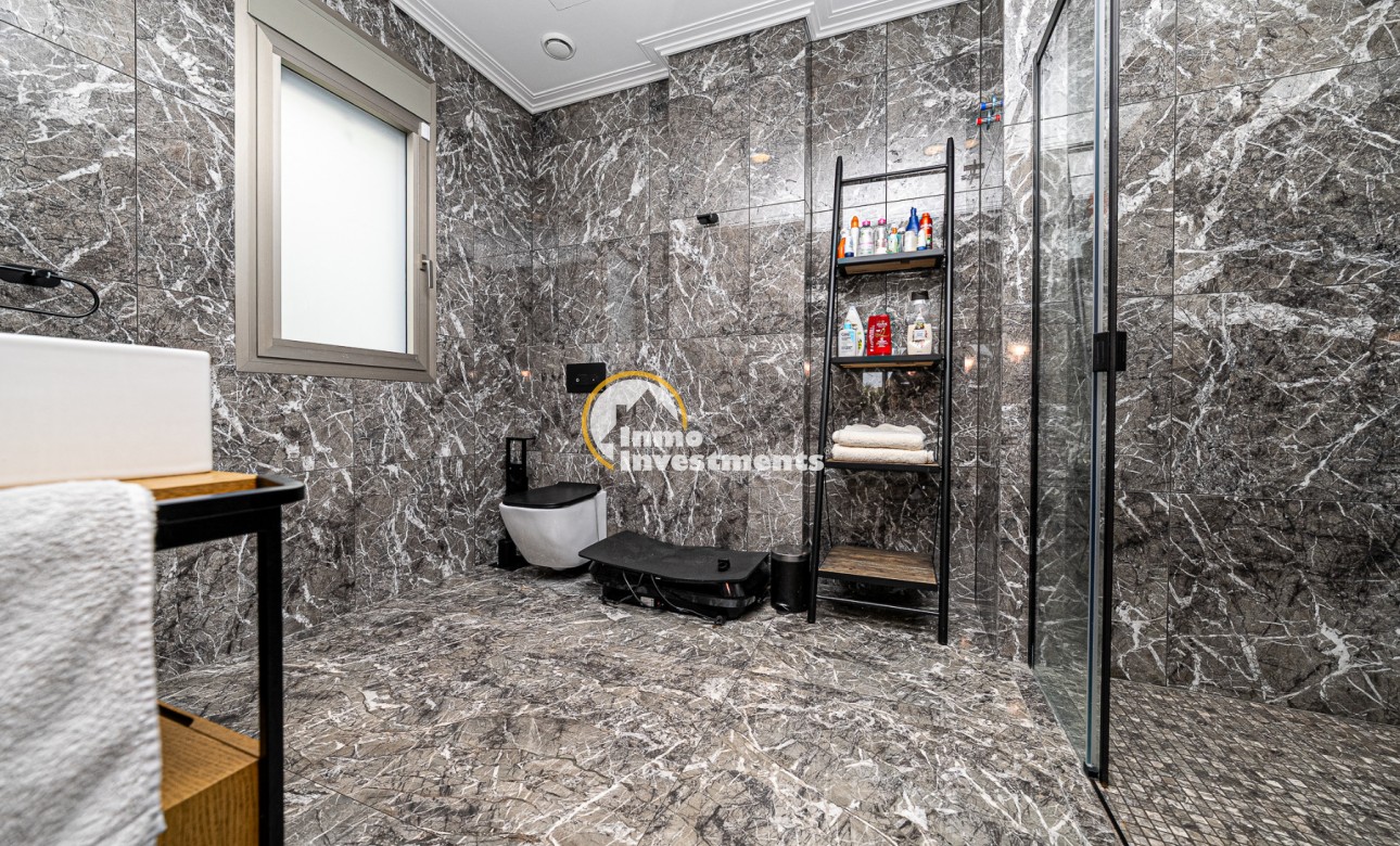 Gebrauchtimmobilien - Villa - La Zenia - Strandseite