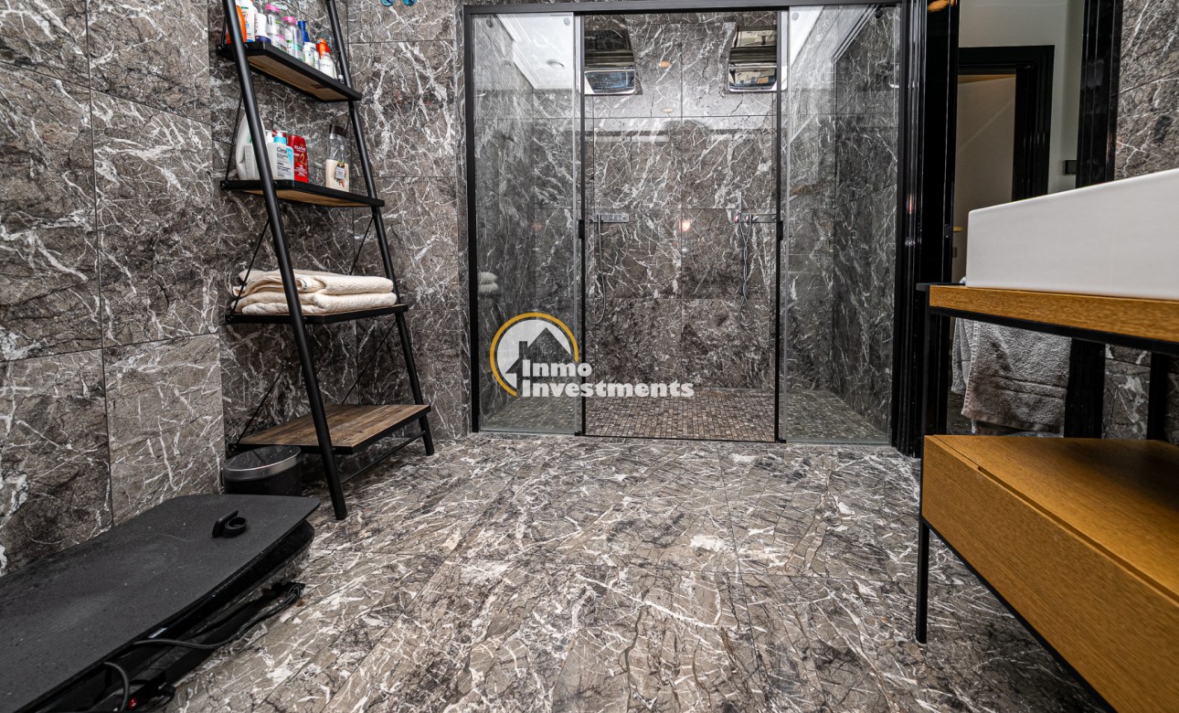 Gebrauchtimmobilien - Villa - La Zenia - Strandseite