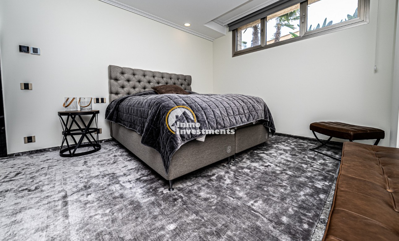 Gebrauchtimmobilien - Villa - La Zenia - Strandseite