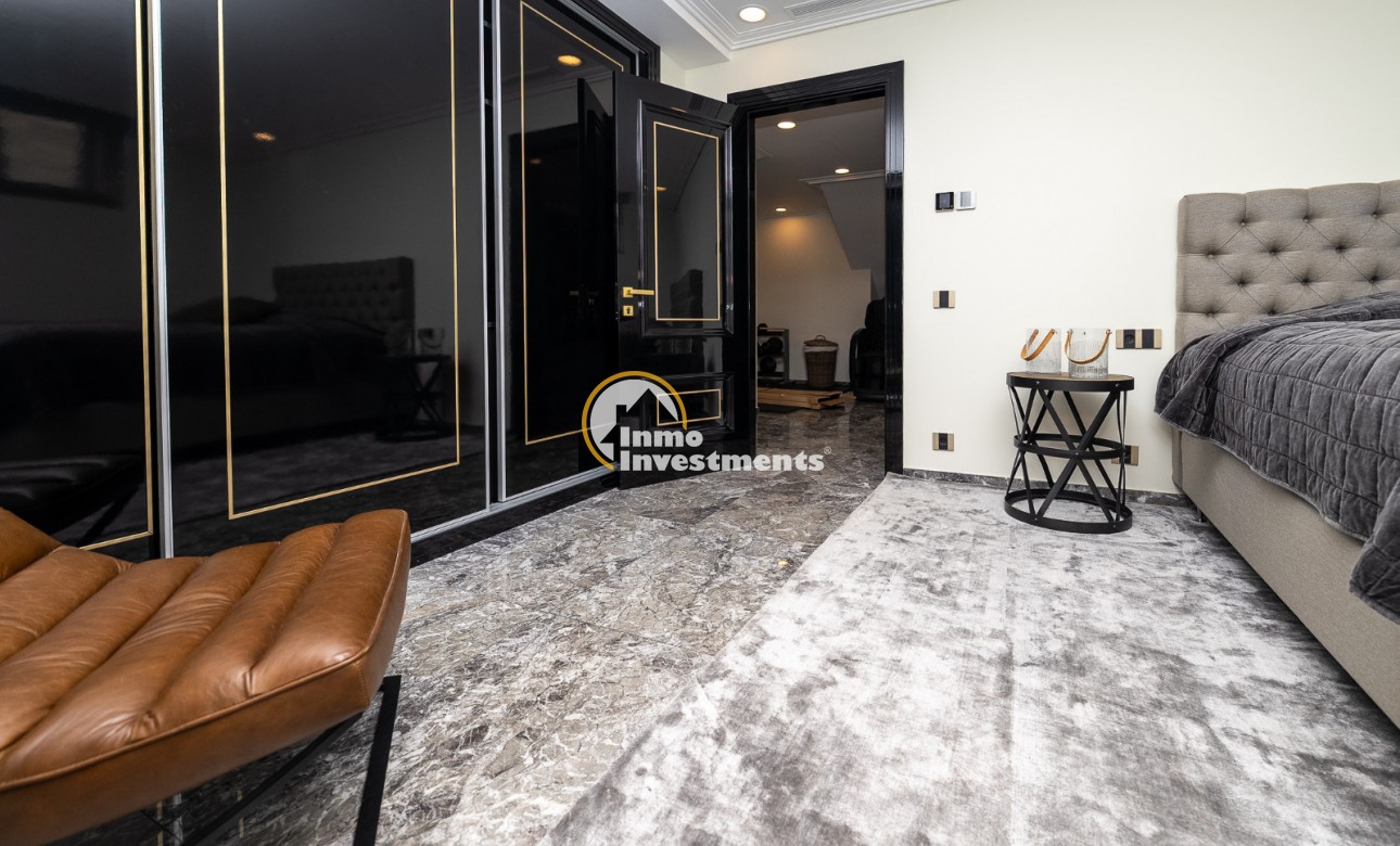 Gebrauchtimmobilien - Villa - La Zenia - Strandseite