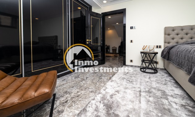 Gebrauchtimmobilien - Villa - La Zenia - Strandseite