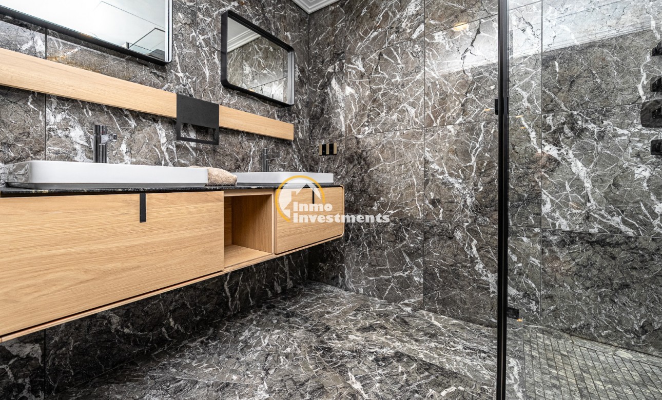 Gebrauchtimmobilien - Villa - La Zenia - Strandseite