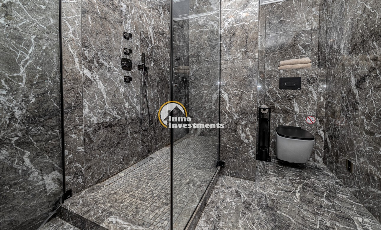 Gebrauchtimmobilien - Villa - La Zenia - Strandseite