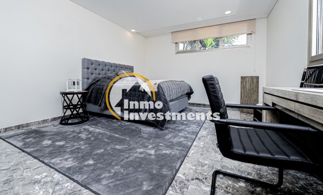 Gebrauchtimmobilien - Villa - La Zenia - Strandseite