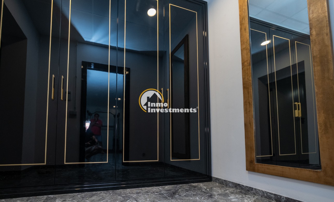 Gebrauchtimmobilien - Villa - La Zenia - Strandseite