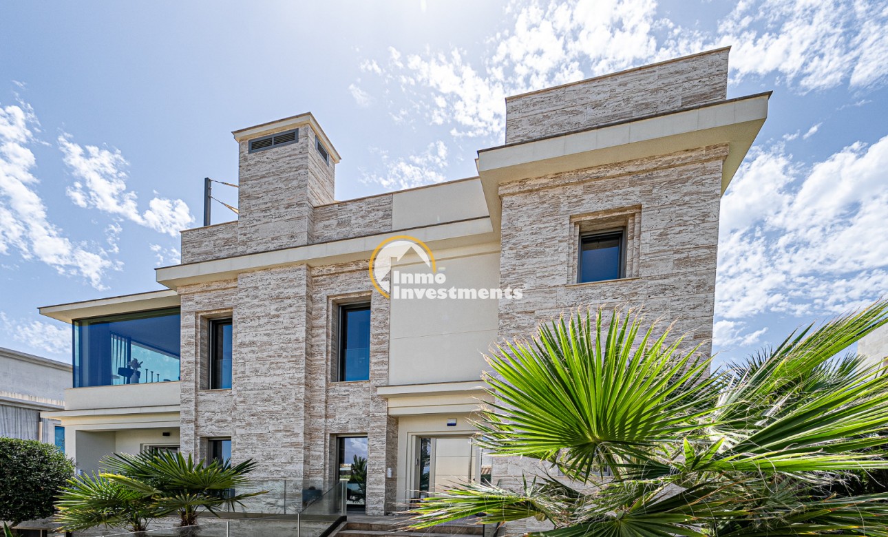 Gebrauchtimmobilien - Villa - La Zenia - Strandseite
