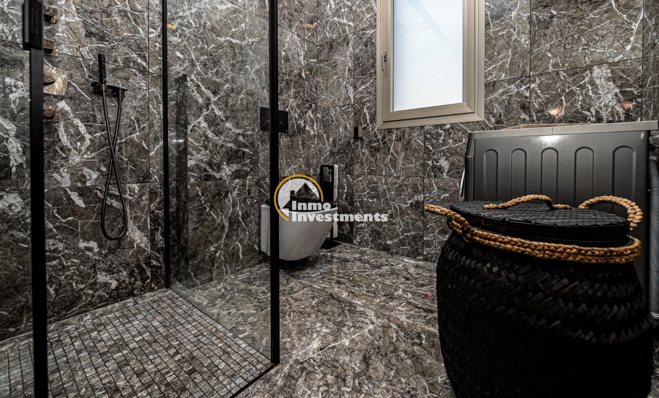 Gebrauchtimmobilien - Villa - La Zenia - Strandseite